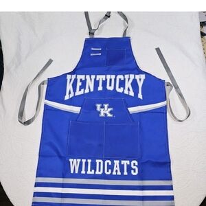 NWOT University of Kentucky Wildcats Apron Adjustable Neck Long Ties Pockets